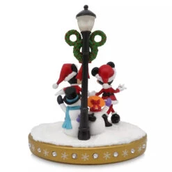 Disney Mickey And Minnie Light-Up Figurine -Mila's Toys Store MMStatue3