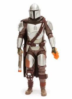 The Mandalorian Talking Action Figure - Star Wars